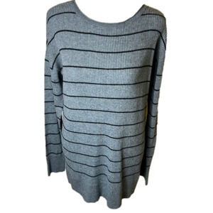 NORDSTROM Caslon Tunic Style Sweater. Size Medium
